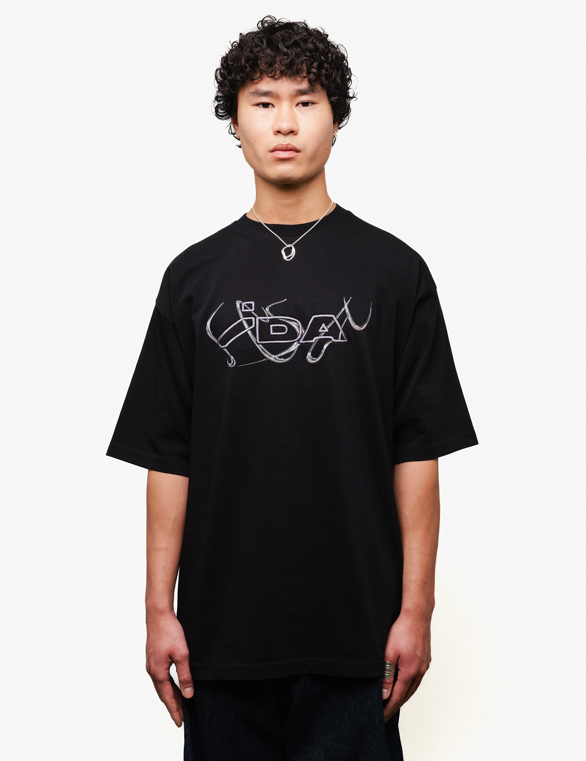 IDA TEE [BLACK] – IKONO
