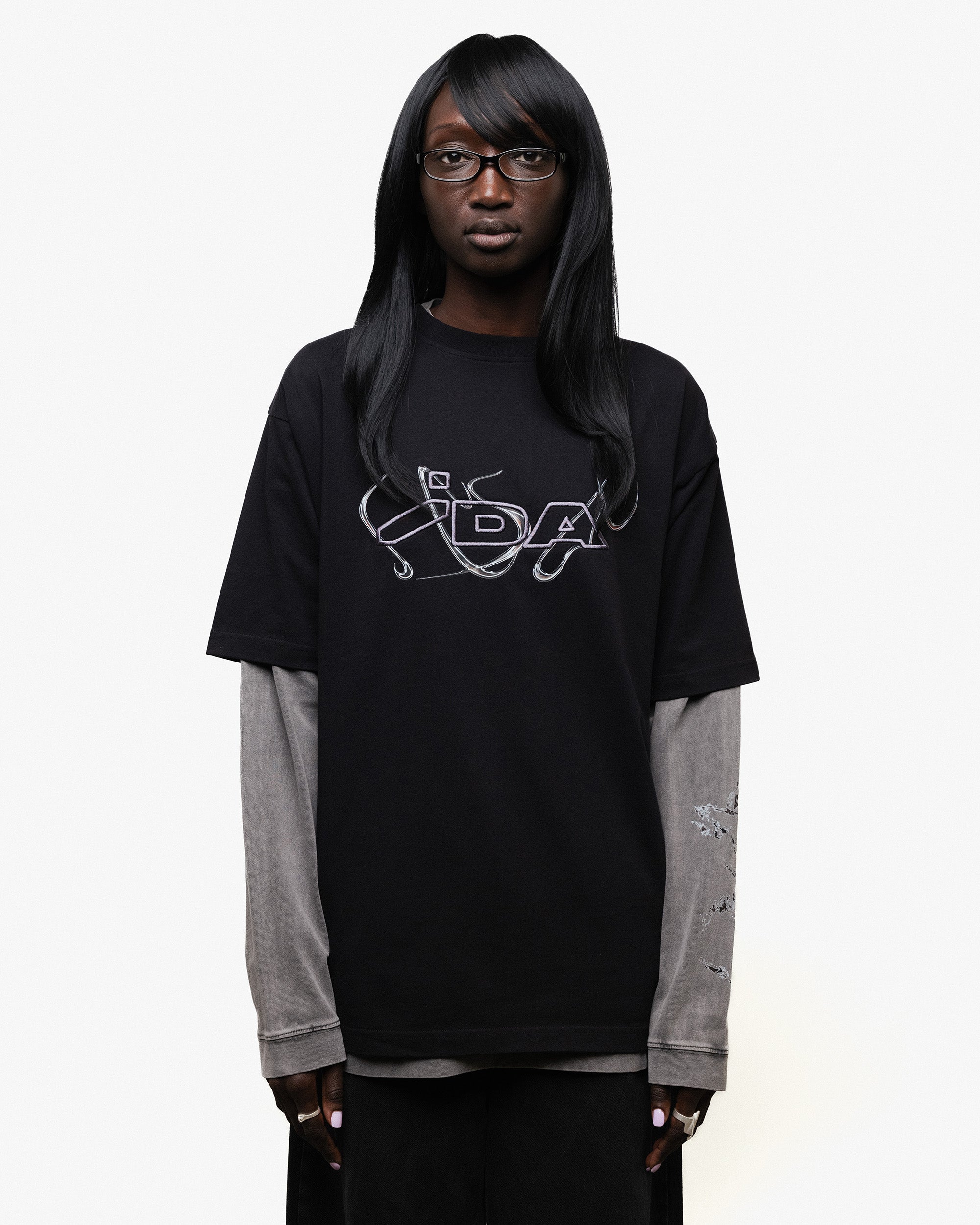 IDA TEE [BLACK] – IKONO